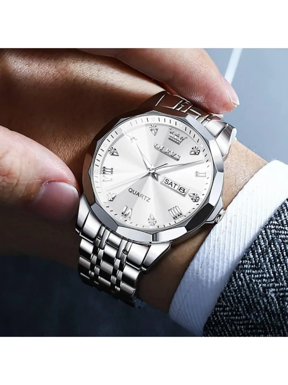 Men's Silver Diamond Stainless Steel Band Waterproof Roman Numbers Classic Watch